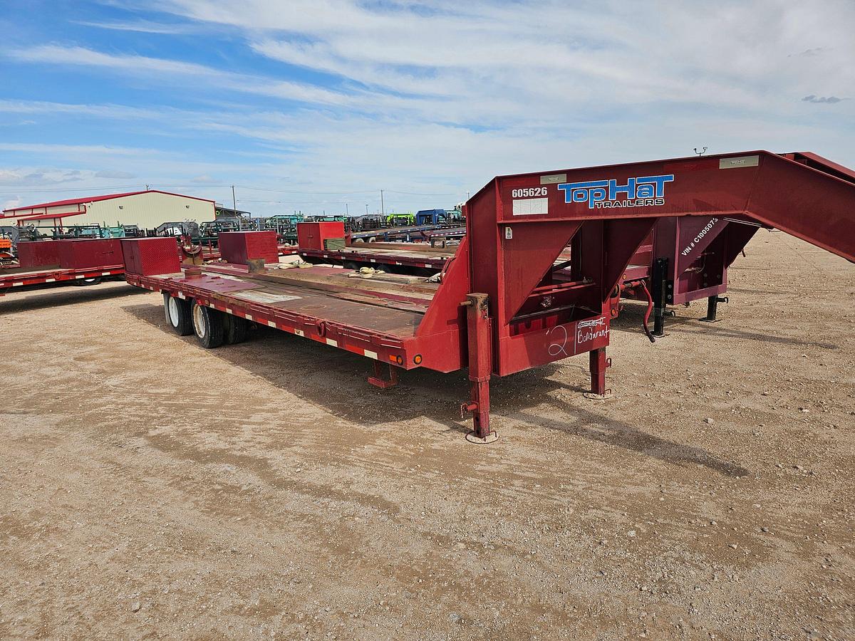 Used 2013 TOP HAT TRAILERS 30’ X 102” T/A GOOSENECK TOOL TRANSPORT TRAILER