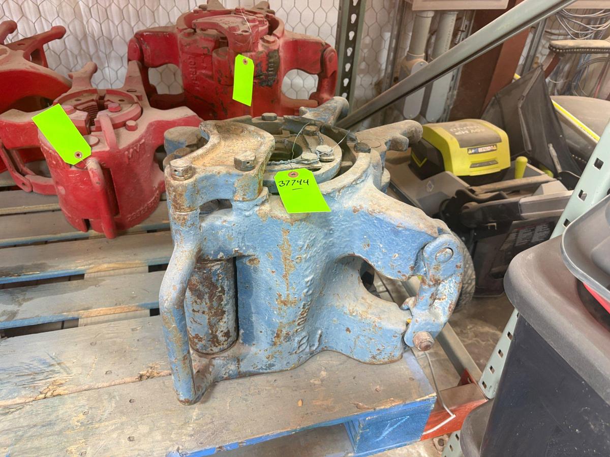 Used BJ YT slip type elevator
