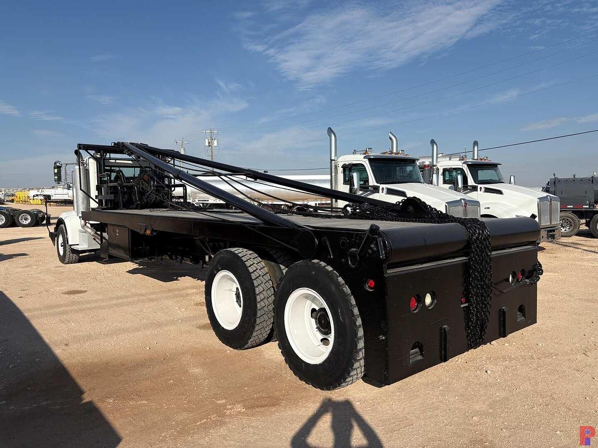 Used 2006 PETERBILT 357 T/A DAYCAB GIN POLE TRUCK