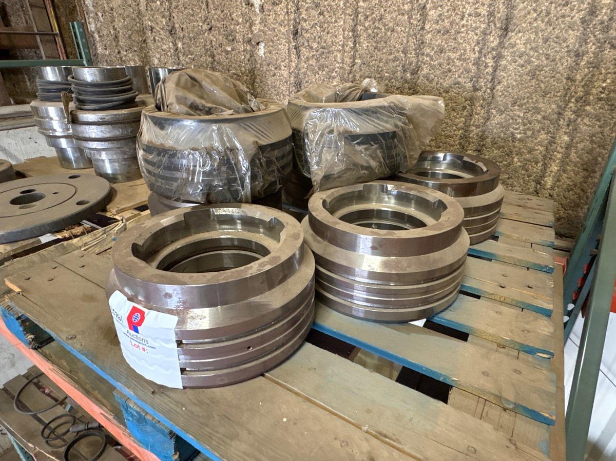 Used (7) assorted C21 casing slips
