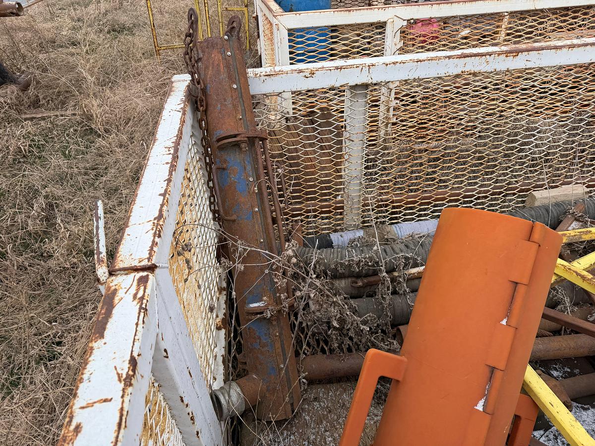 Used 40x8x3 SKIDDED TOOL BASKET