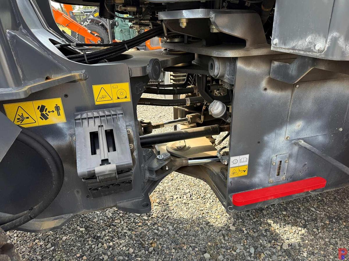 Used (NEW) 2024 DEVELON DL250-7 WHEEL LOADER **3 YEAR 5000 HOUR FULL WARRANTY**