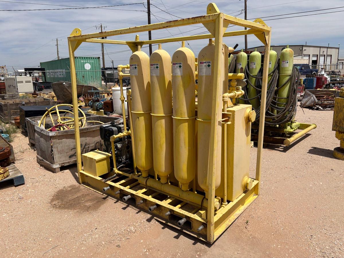 Used Meyer 4-station closing unit