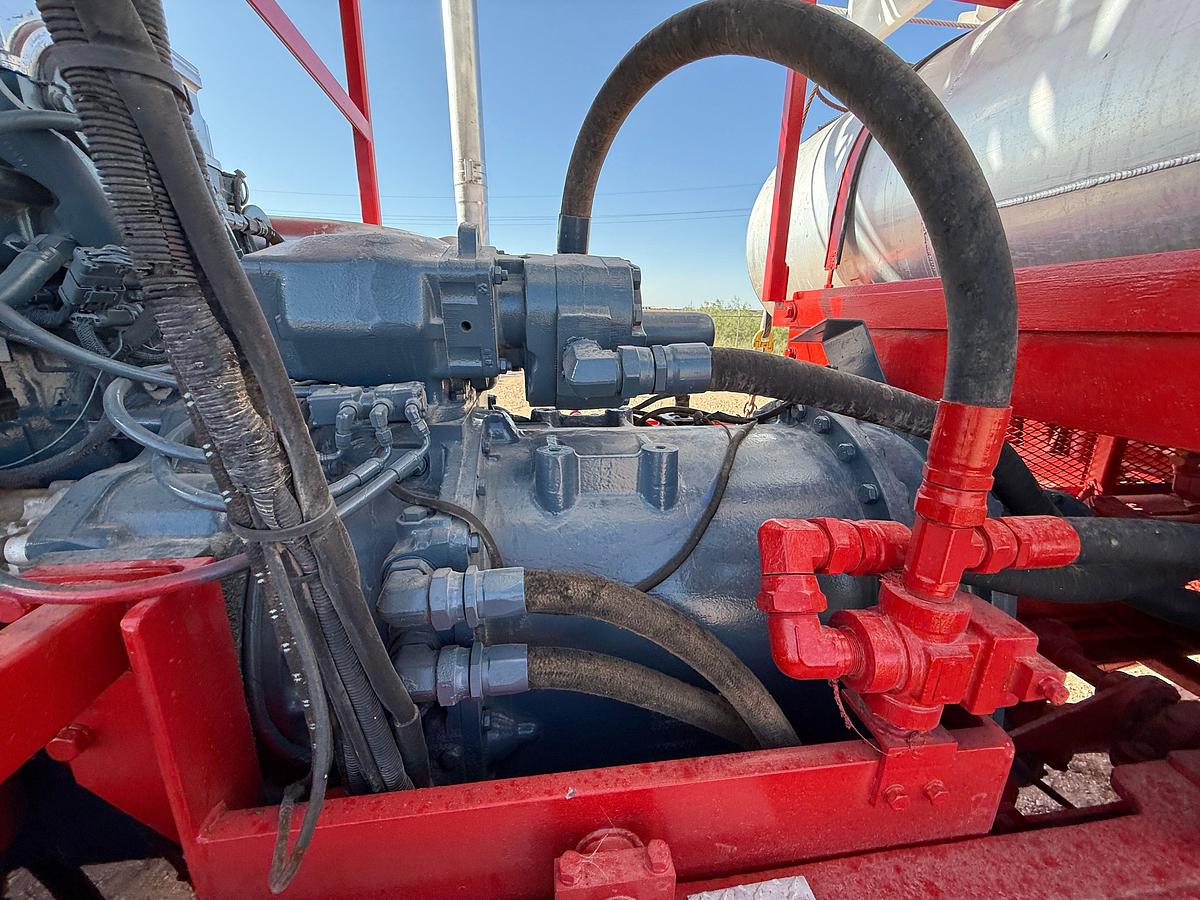 Used 2012 RIG WORKS MUSTANG 550 DD 104’-275K 5-AXLE WELL SERVICE RIG