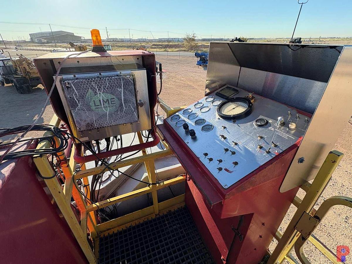 Used 2011 BLACKSTONE TRAILER MFG 3-AXLE FRAC PUMP TRAILER