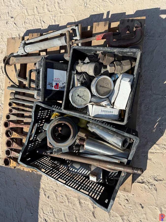 Used (2) PALLETS W/ (2) NUFLO MC-II ANALYZER, (2) UNUSED TURBINES INC. WP FLOW LOG, (8) HAMMER WRENCHES, (4) 10K FLUID GAUGE, & MISC
