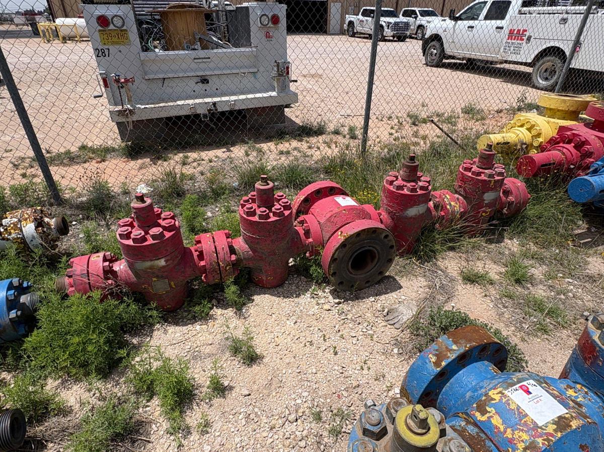 Used 7-1/16” x 4” fluid cross w/ (4) 4” 10k gate valves