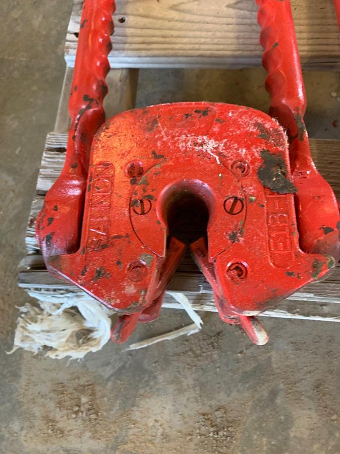 Used (2) 5/8 OBANNON Plate Type 25 Ton Rod Elevators