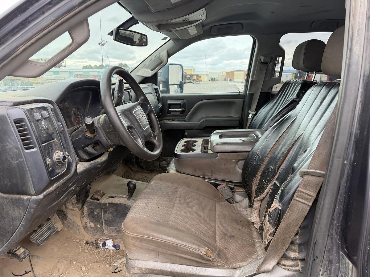 Used 2015 GMC Sierra 3500HD Crew Cab Pickup (gas)