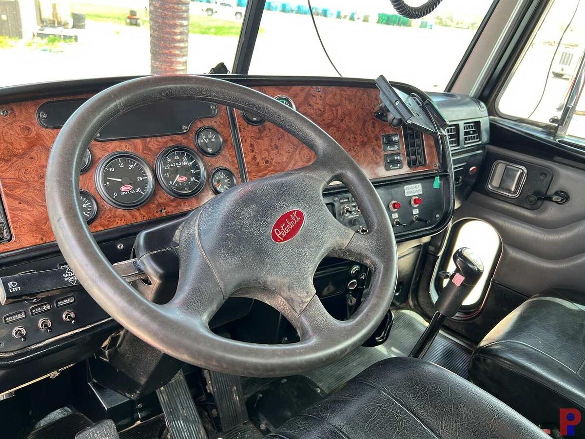 Used 2004 PETERBILT 357 T/A HYDRO-VAC TRUCK