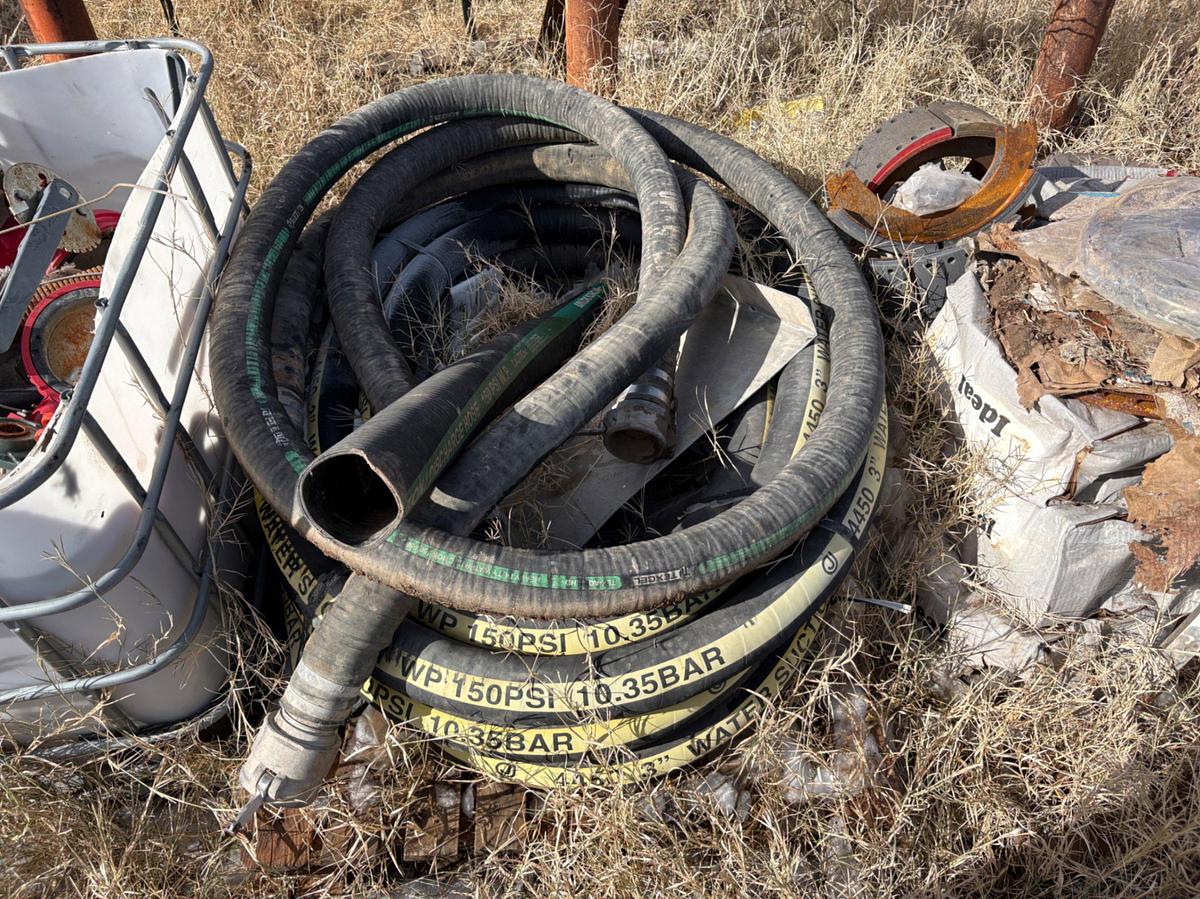 Used (4) pallets of assorted vacuum trailer parts