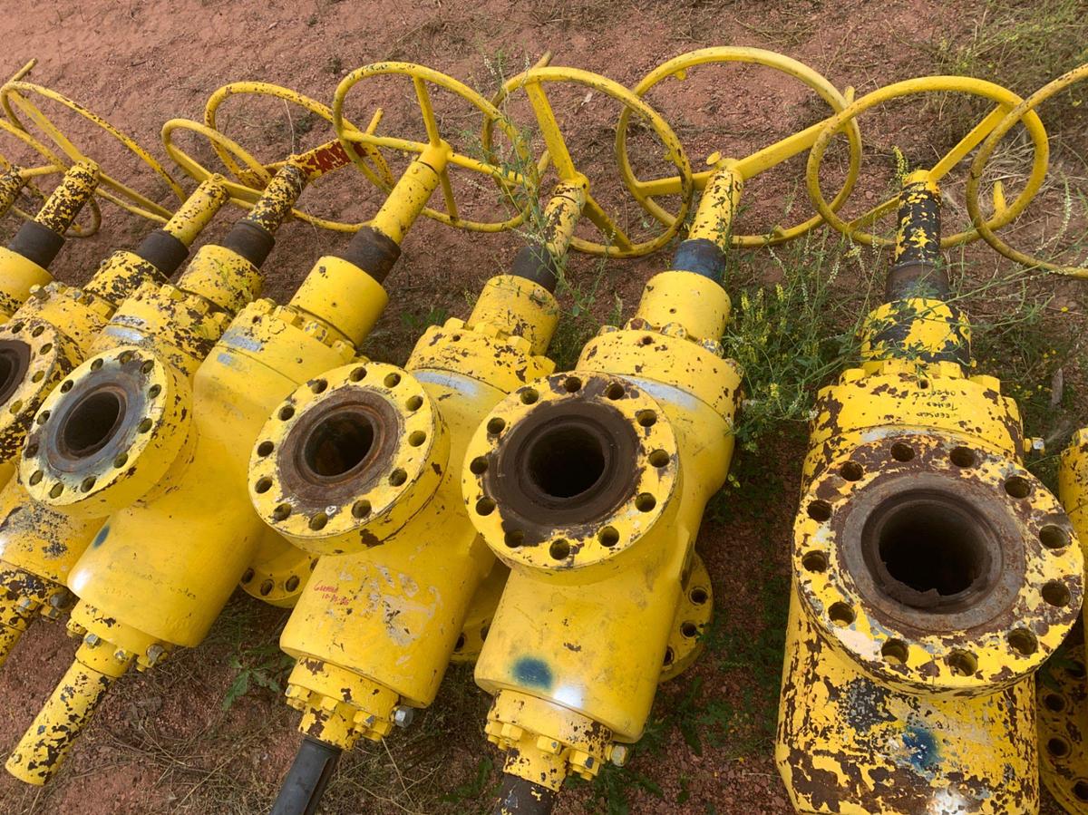 Used (10) 4-1/16 10k Manual Gate Valves