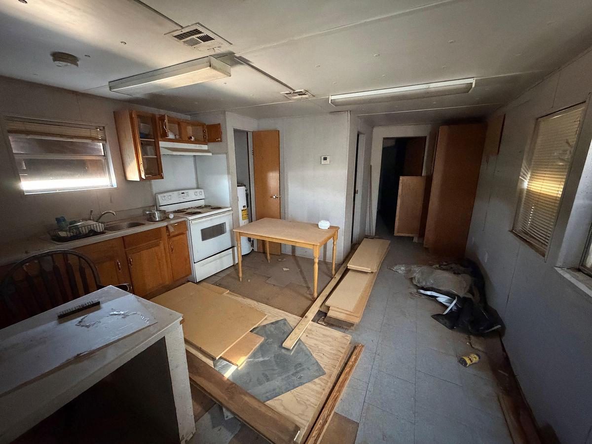 Used 48x14 skidded (2) Bedroom Living Quarters