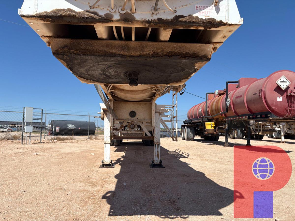 Used 2012 OVERLAND TANK 10,000GAL 3-COMPARTMENT T/A ACID TRANSPORT TRAILER