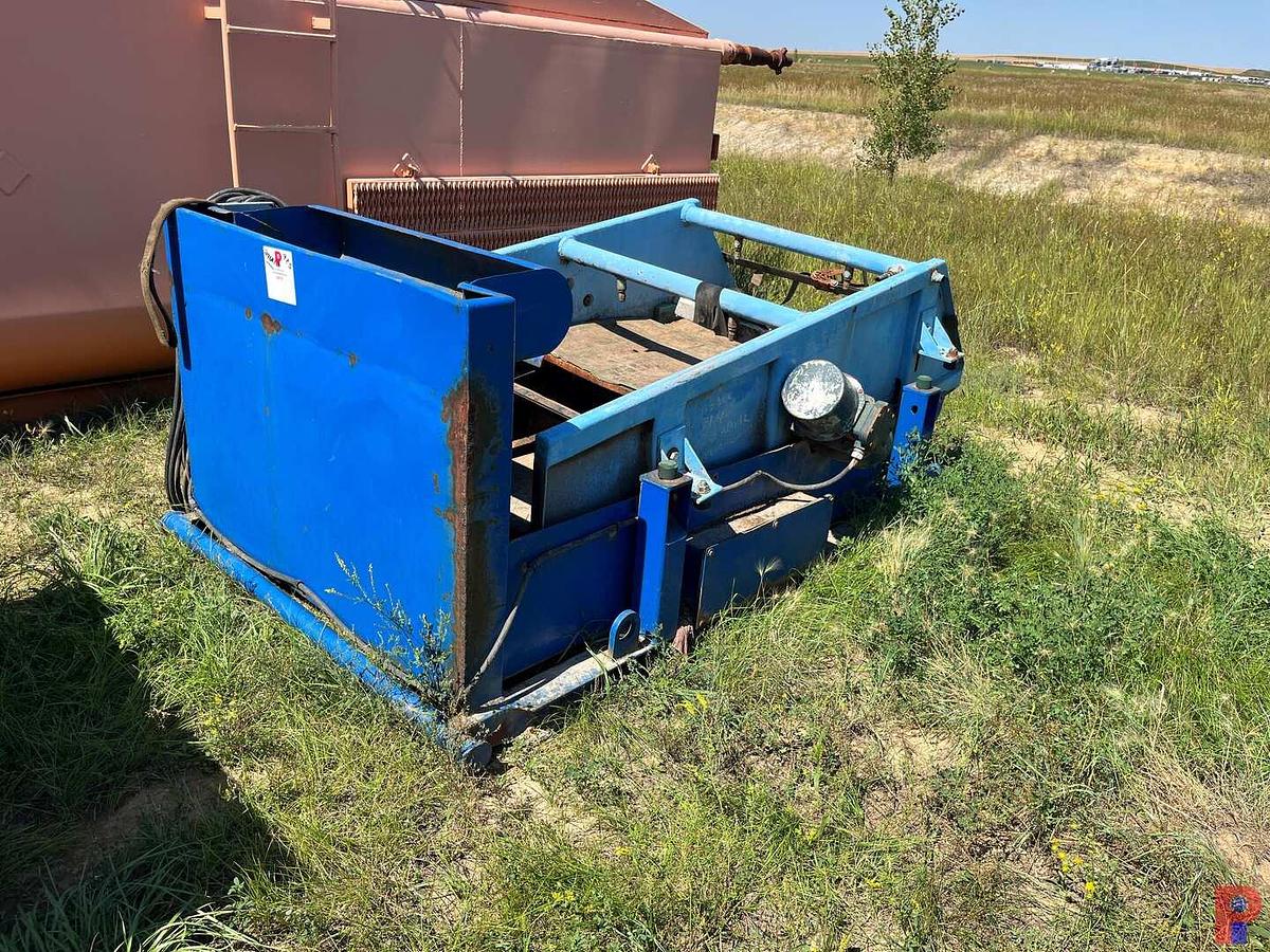 Used DUAL MOTOR DUAL SCREEN LINEAR SHALE SHAKER