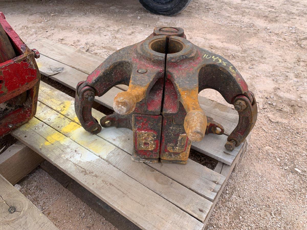 Used Pallets w/ Hydraulic Braden Winch and 100 Ton BJ Tubing Elevator