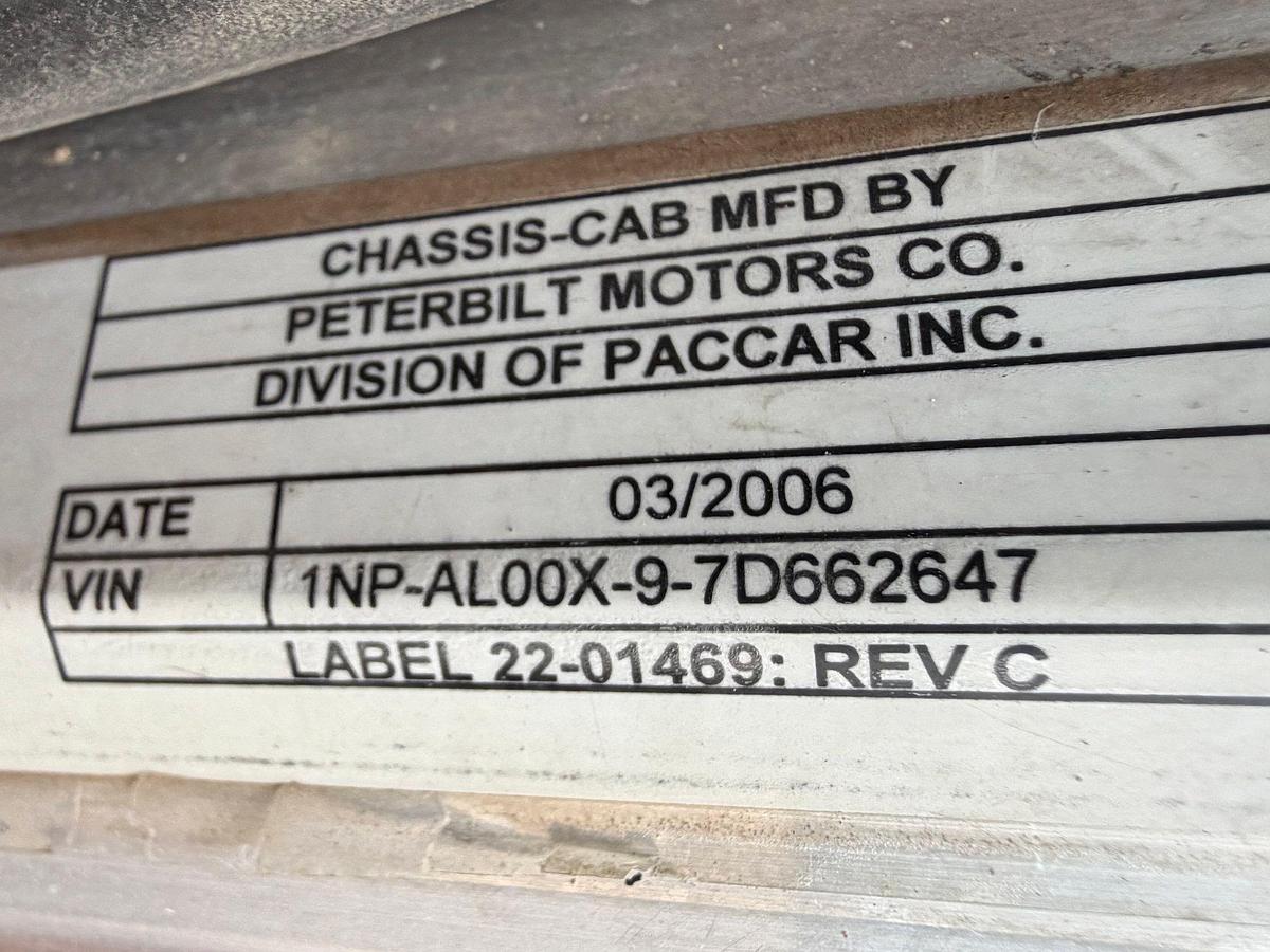 Used Pro Fab Snubbing Unit mtd on 2007 Peterbilt 357 3-axle daycab truck