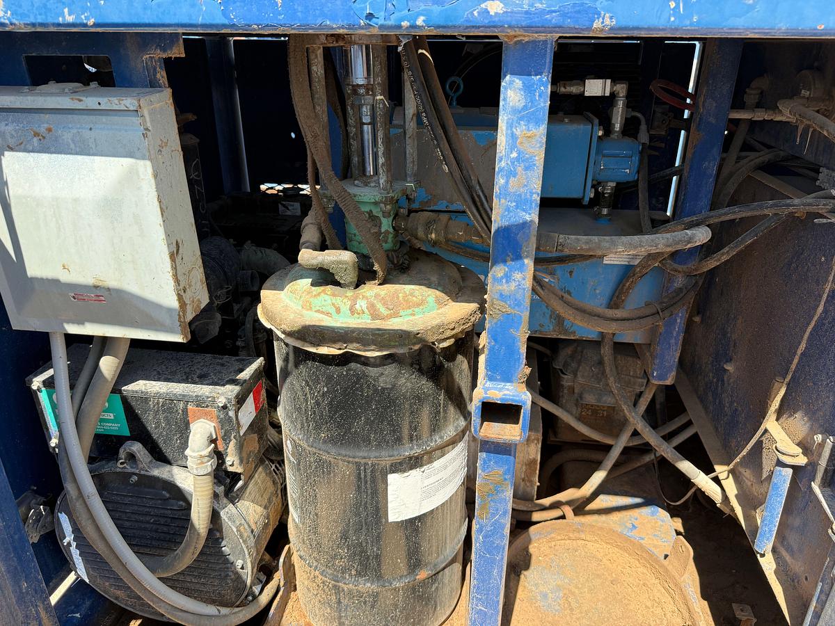 Used SELF CONTAINED 20K WP GREASE INJECTION UNIT COMBO P/B 8.4-KW ISUZU DIESEL GENERATOR