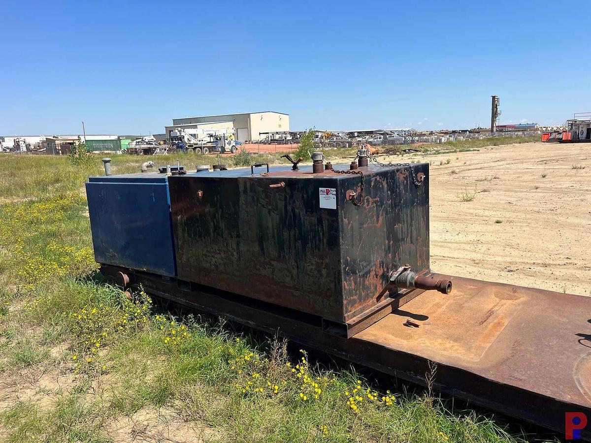 Used (2) 20’ X 5’ X 6” COMBO STEEL PLATED WOOD WELL SERVICE RIG MATS & (2) FLUID TANKS
