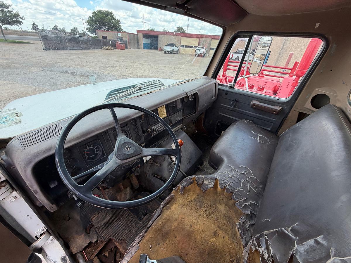 Used 1987 INTERNATIONAL 1954 S/A DAYCAB VACUUM TRUCK