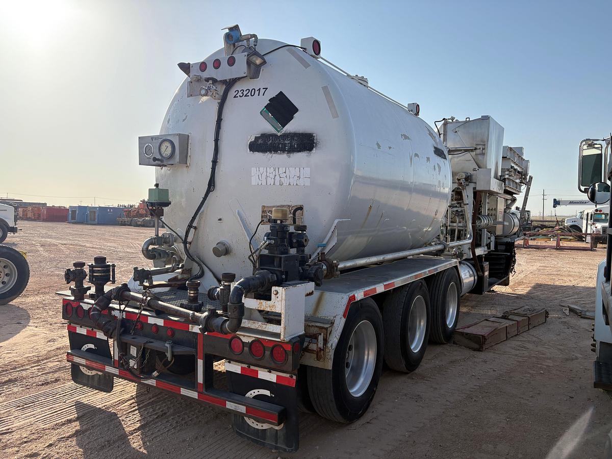 Used 2005 LORNE’S 3-AXLE CS&P QUINTAPLEX NITROGEN PUMP TRAILER