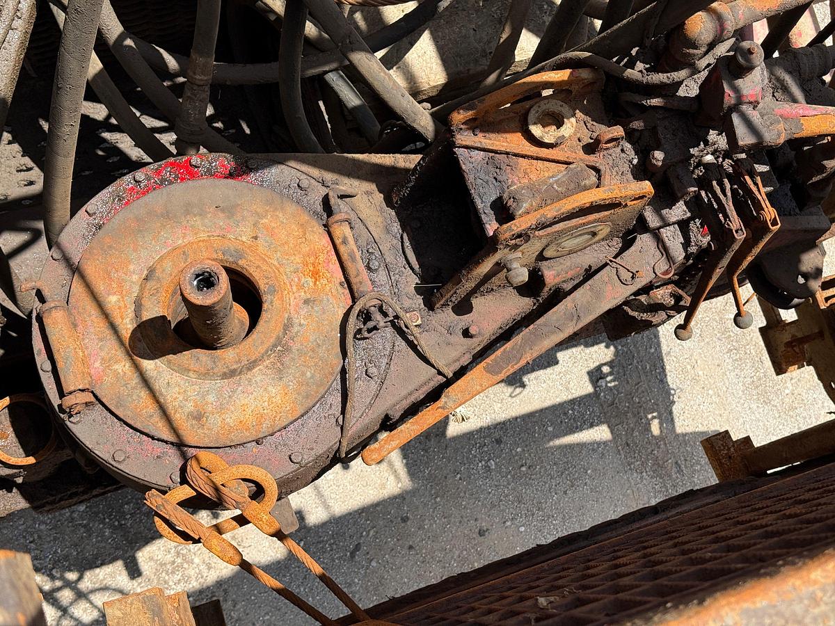 Used 2008 LOADCRAFT 550 DD 96’-225K 5-AXLE WELL SERVICE WORKOVER RIG