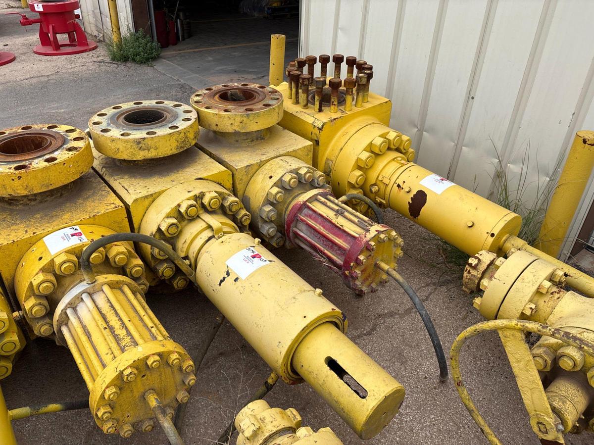Used (3x$) (3) 7-1/16” 10K hydraulic frac valves