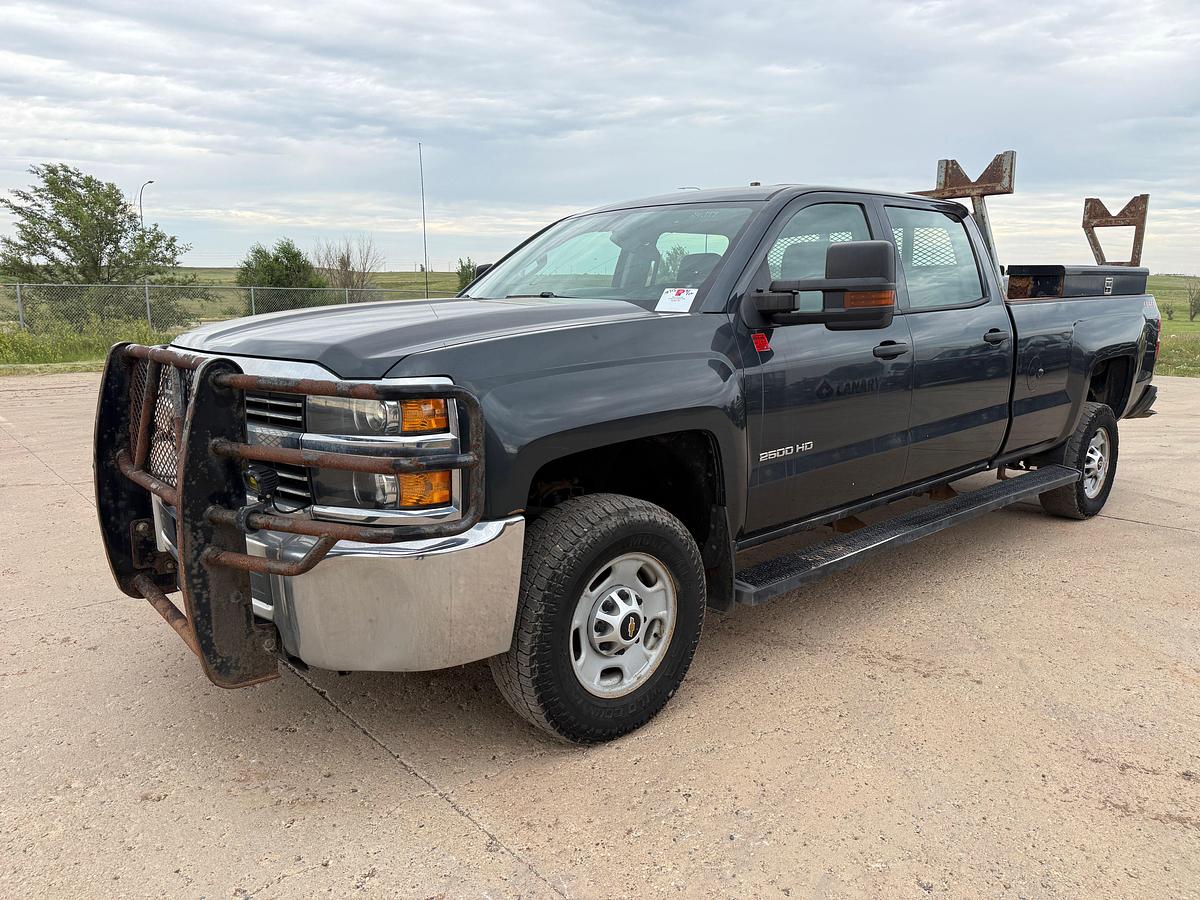 Used 2018 CHEVROLET SILVERADO 2500HD 4X4 CREW CAB PICKUP TRUCK