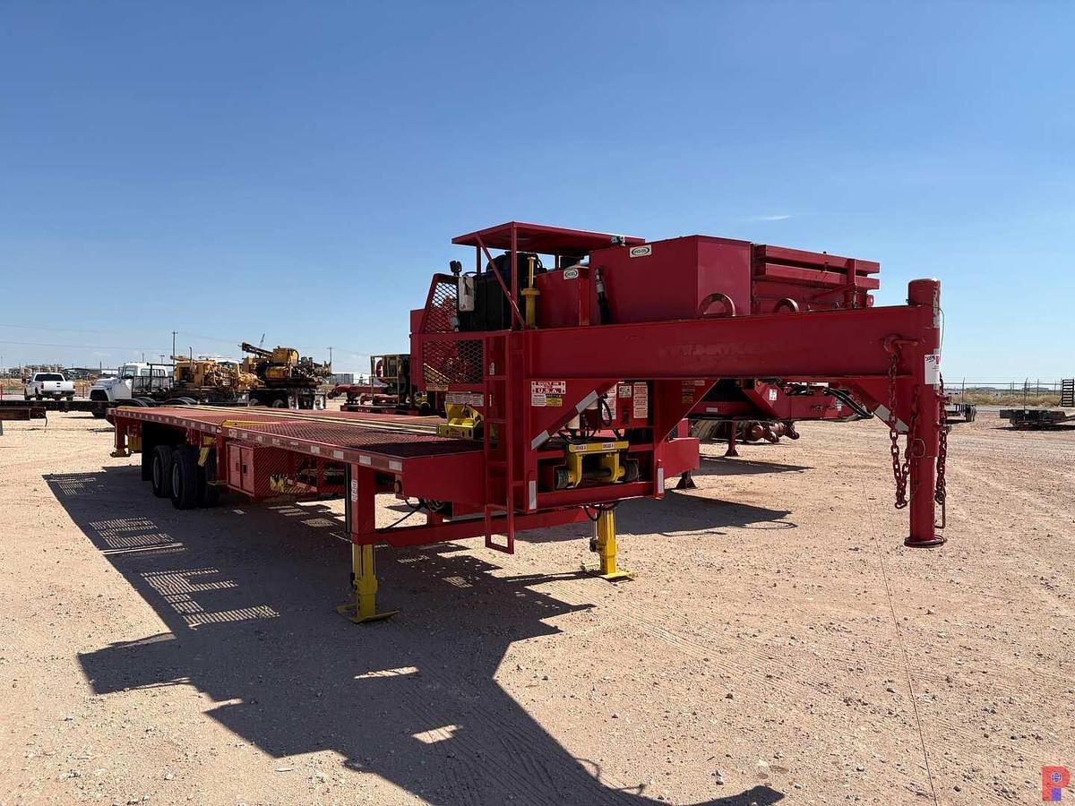 Used 2022 SERVICE KING 40’ X 102” T/A GOOSENECK HYDRAULIC PIPE HANDLER