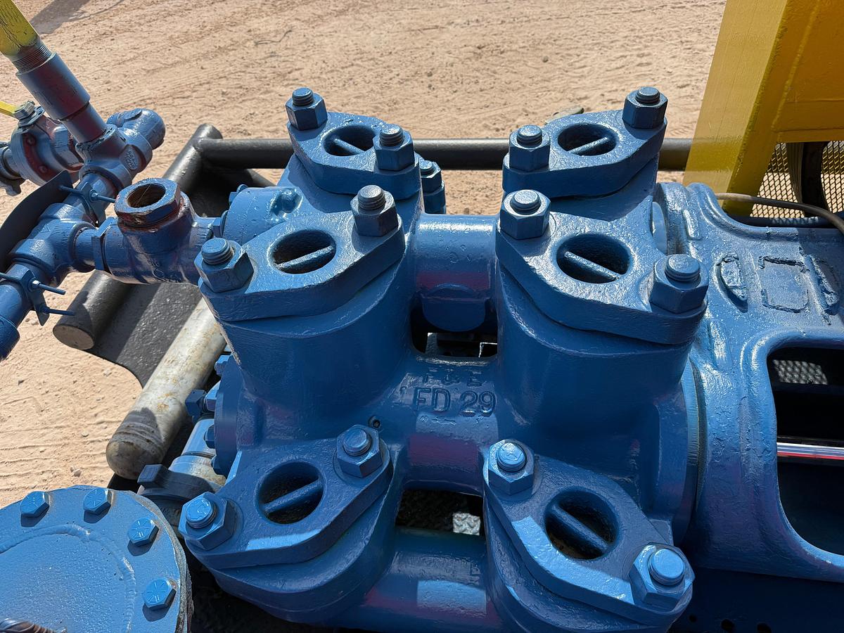 Used GARDNER DENVER FCFXXU 5x8 DUPLEX MUD PUMP P/B DEUTZ 131-HP DIESEL ENGINE SKIDDED