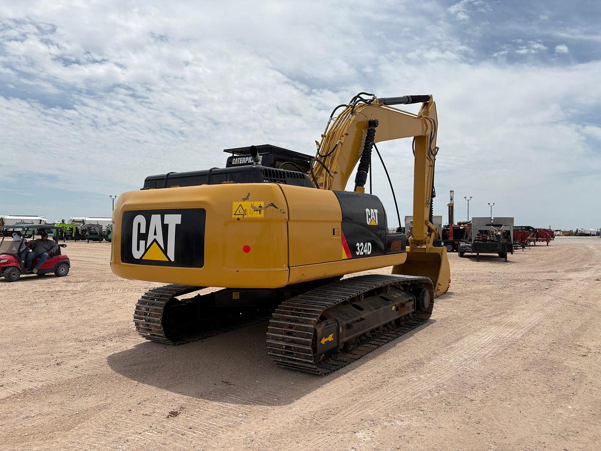 Used CATERPILLAR 324D CRAWLER EXCAVATOR