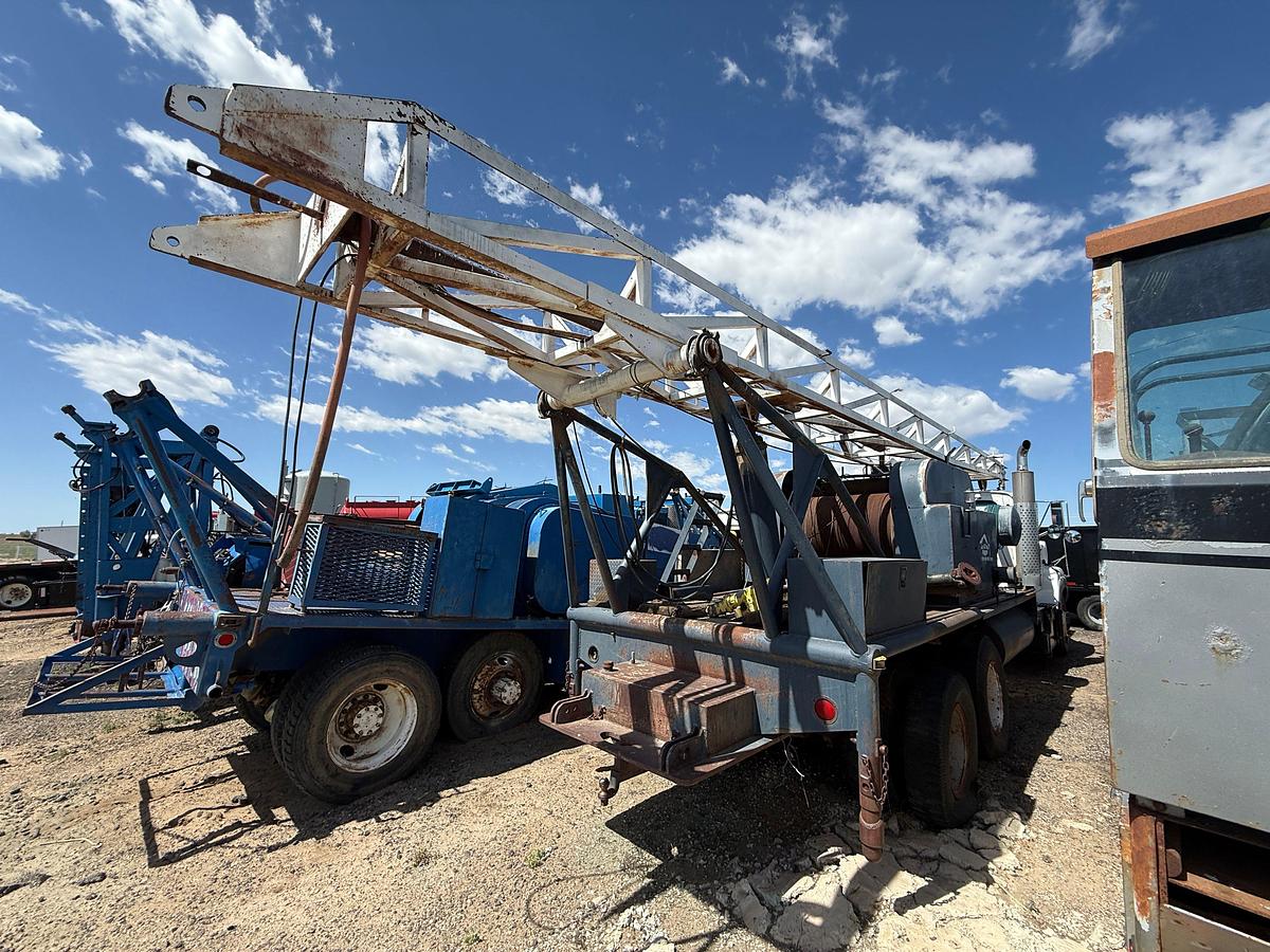 Used FRANKS EXPLORER II SWAB RIG MTD ON 1994 FORD L9000 T/A TRUCK