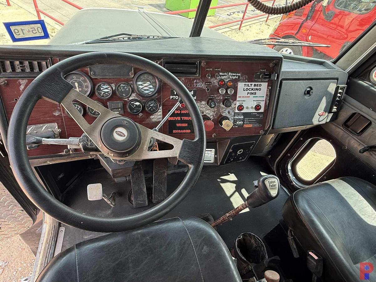 Used 1992 PETERBILT 357 T/A DAYCAB FLATBED WINCH TRUCK