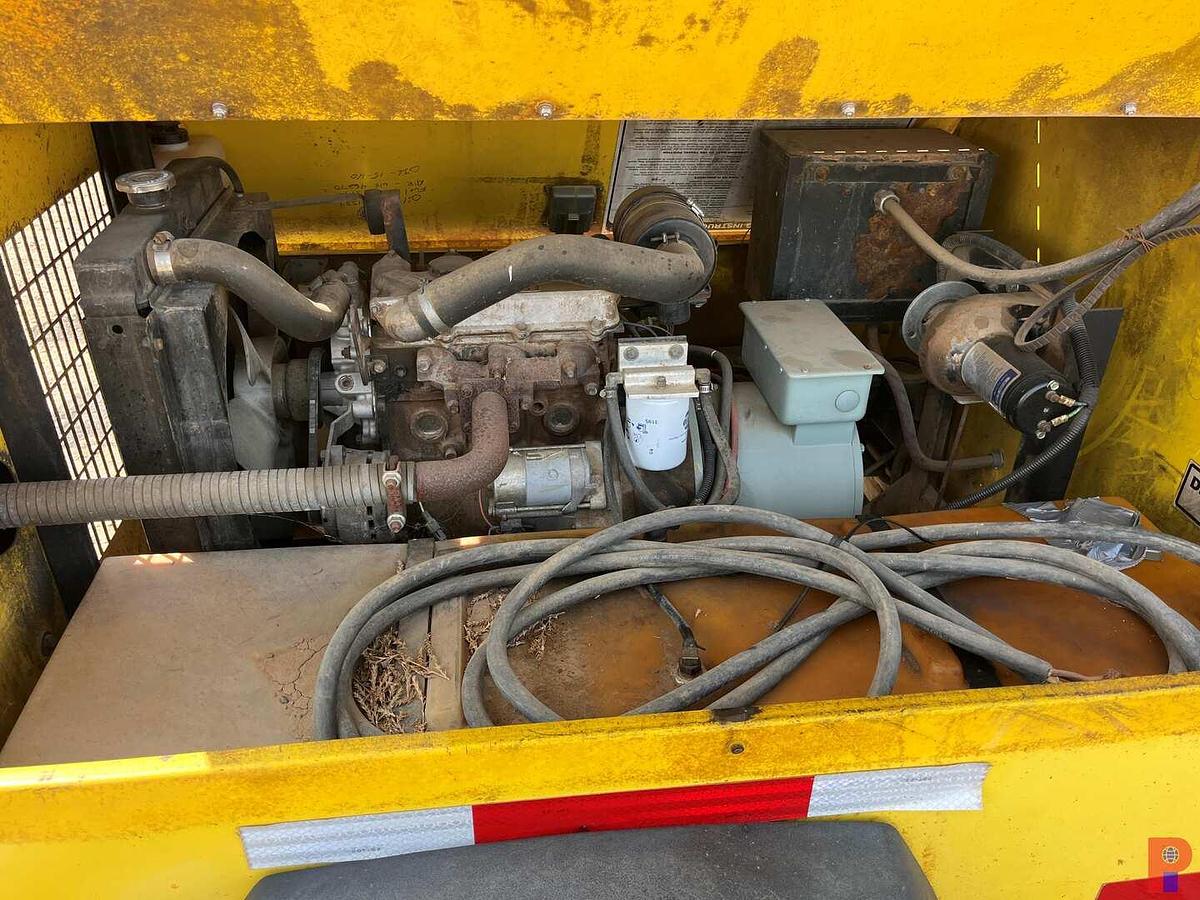 Used WACKER LTP 4 BULB PORTABLE LIGHT TOWER