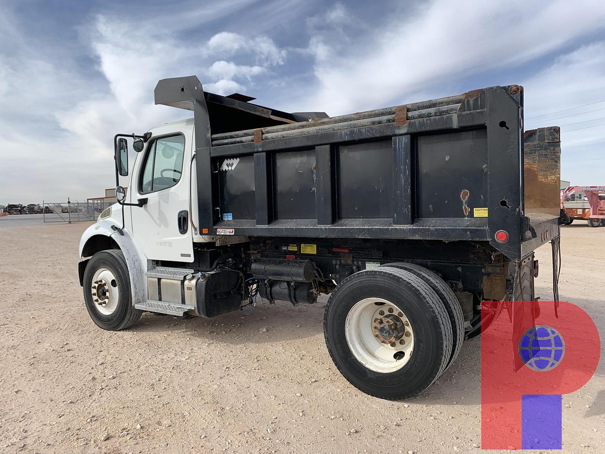 Used 2011 FREIGHTLINER M2 106 S/A DAYCAB DUMP TRUCK