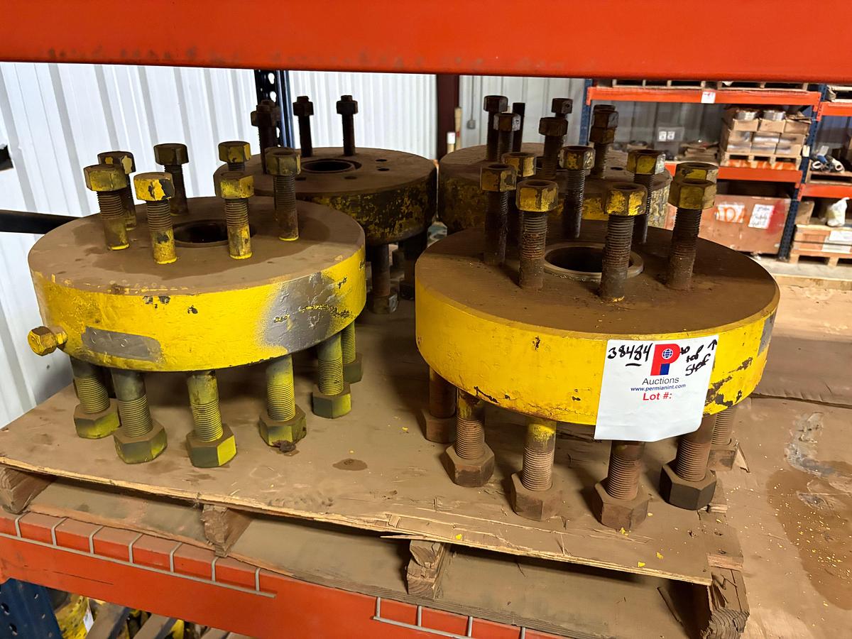 Used (3 shelves) assorted 4”, 5”, & 7” DSAs 5k & 10k psi