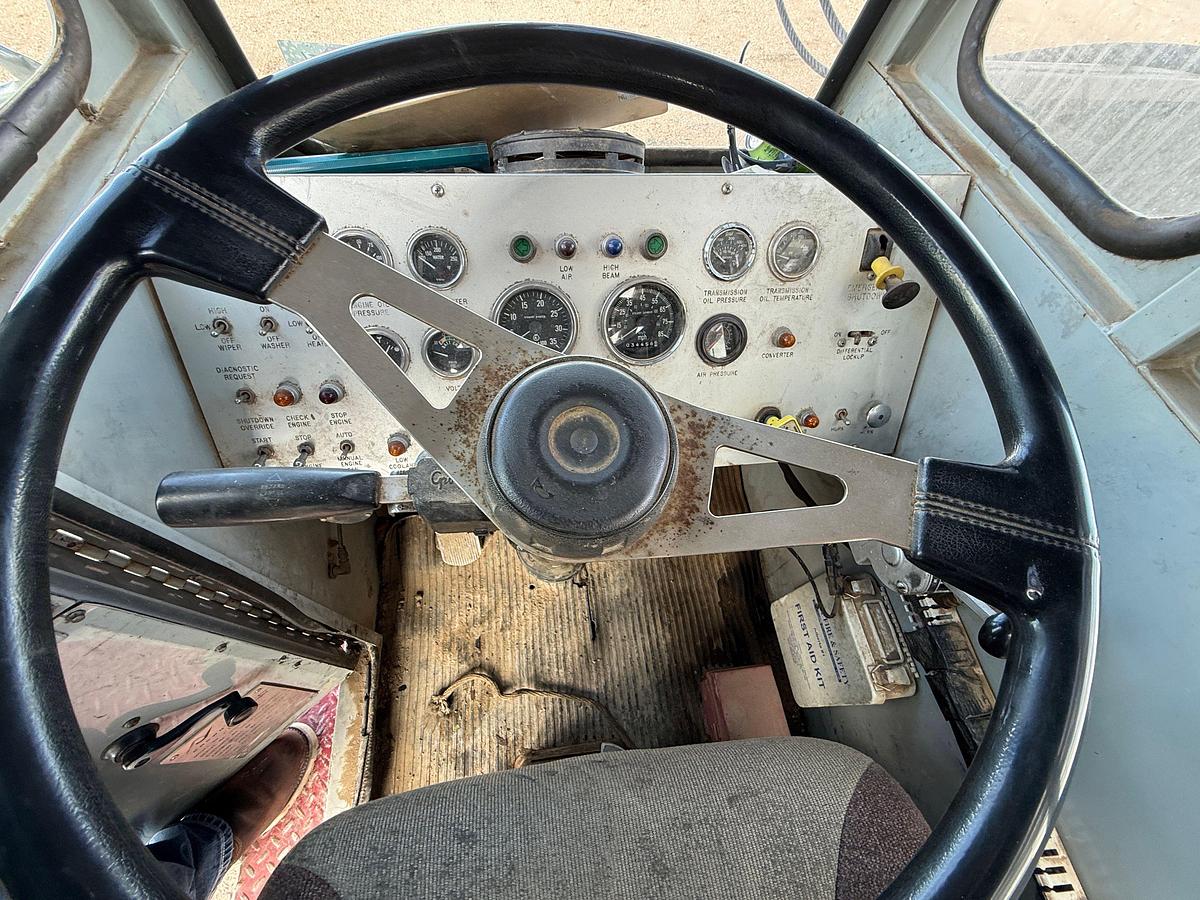 Used 2004 CROWN CE550 DD 104’-250K 5-AXLE WELL SEEVICE WORKOVER RIG