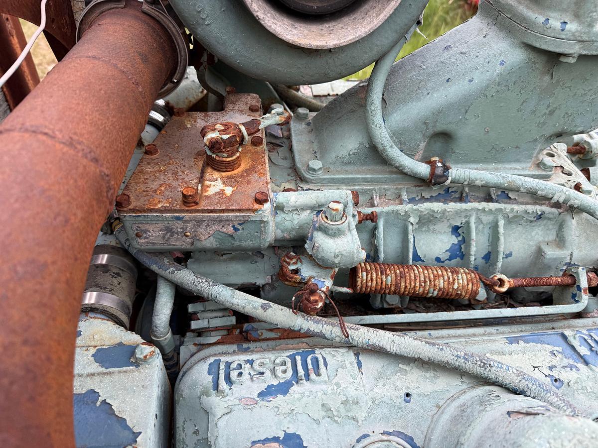 Used DETROIT 6V92T DIESEL ENGINE W/ TWIN DISC F-10017-TC-1 TORQUE CONVERTER & RADIATOR, SKIDDED