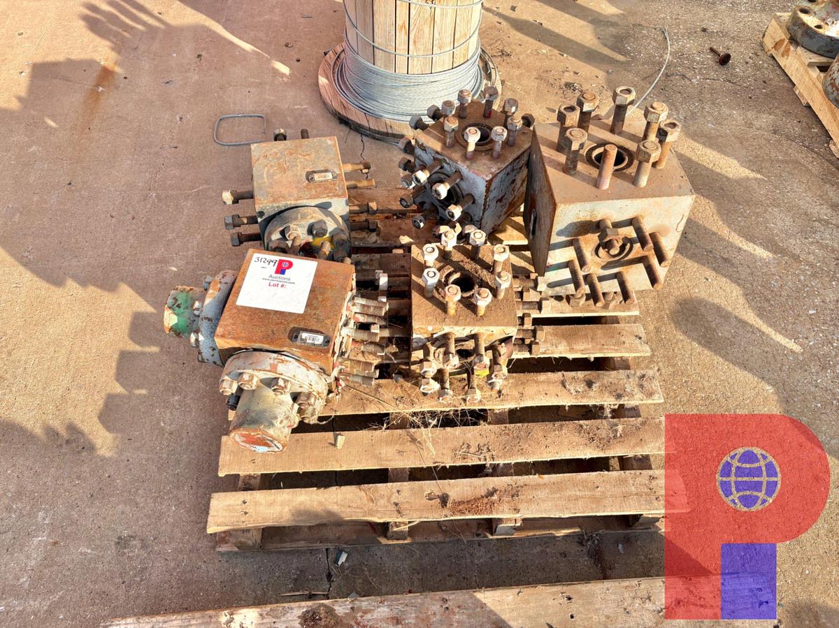 Used (5X$) 2-1/16” 15K & 10K FLUID CROSSES