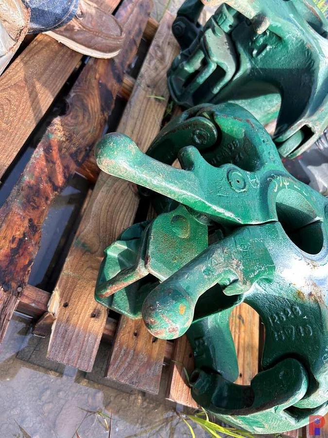 Used 3-3/4” SINGLE LATCH BJ ELEVATOR