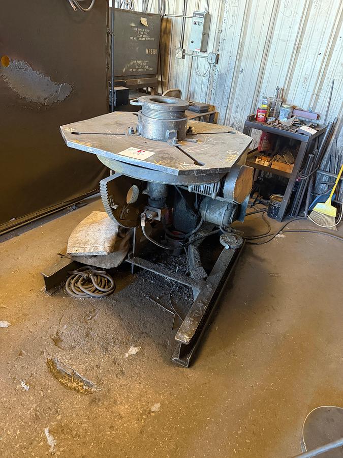 Used Pandjiris 36” Welding Positioner / Turntable