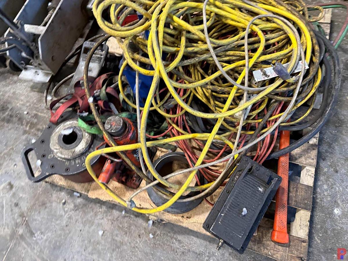 Used LOT OF (2) HD FLOOR, TRANS. & (2) CLUTCH JACKS, PALLET OF PLHYD. FOOT PUMPS, HOSES, JACKS, 20 TON PRESS JACK