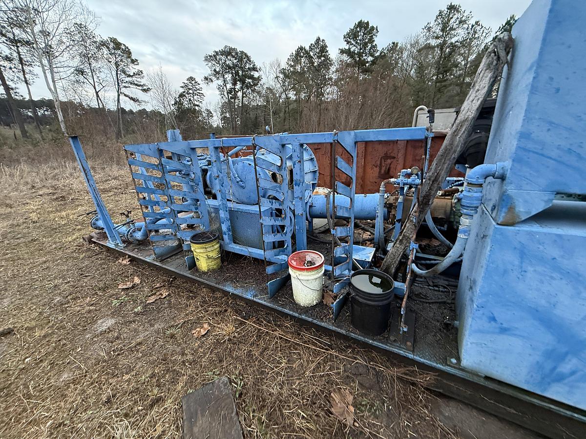 Used AXON DEMAY HD-500 TRIPLEX WELL SERVICE PUMP SKIDDED (INCOMPLETE)