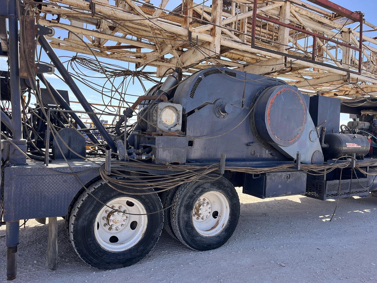 Used 1982 RIG TECH 450 SERIES WELL SERVICE RIG