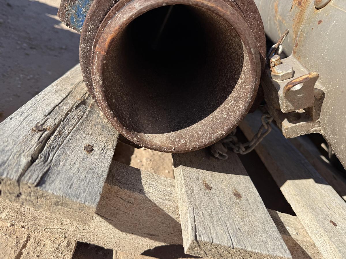 Used (3) MULTI-SIZE SINGLE PLUG CEMENT HEADS