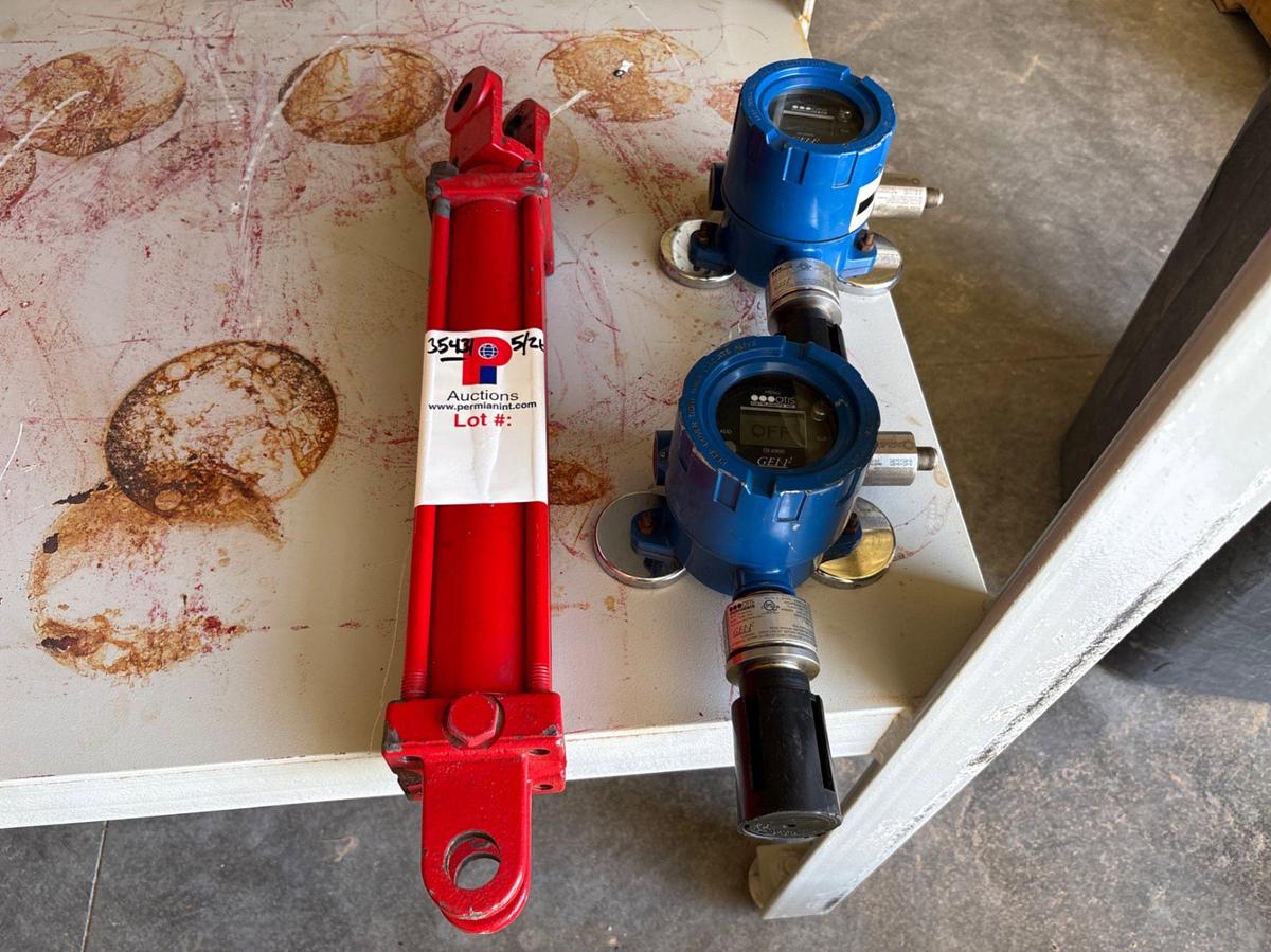 Used (2) OTIS GEN2 digital sensors & (1) 24” air cylinder