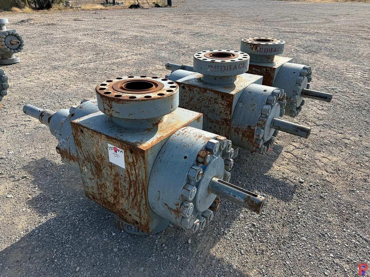 Used (3 X $) 7-1/16” 15K WP MANUAL FRAC VALVES