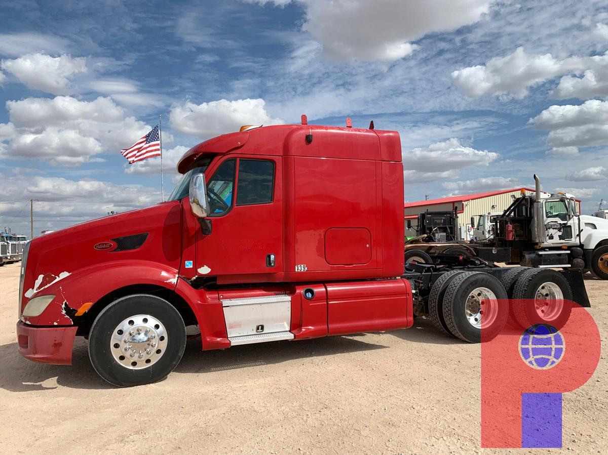 Used 2012 PETERBILT 587