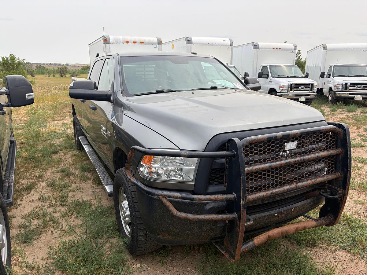 Used 2013 RAM 2500 HD HEMI 4X4 CREW CAB PICKUP TRUCK