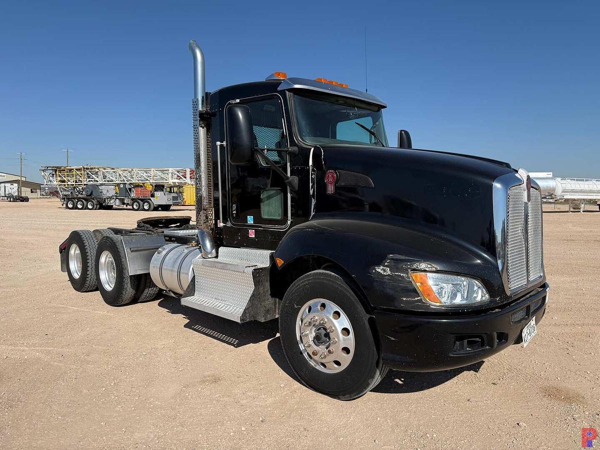 Used 2013 KENWORTH T660 T/A DAY CAB TRUCK TRACTOR